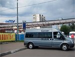 Бесплатный автобус Genser в пункт аренды автомобилей АрендаАвто-бкн на ул.Добролюбова